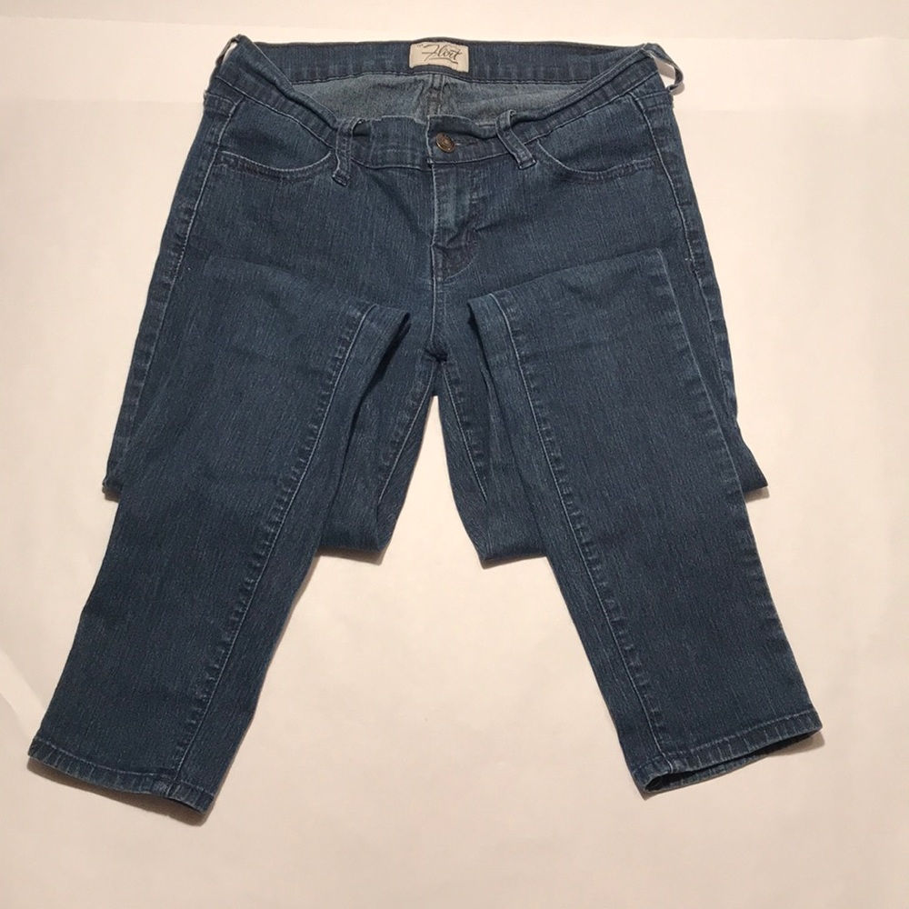Old Navy Flirt Skinny Jeans